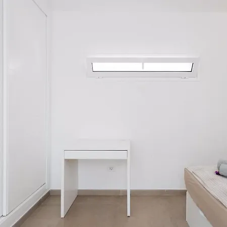 White Διαμέρισμα
